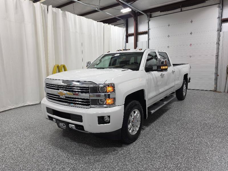 Used 2015 Chevrolet Silverado 3500 High Country w/ Duramax Plus Package AWD/4WD image 5
