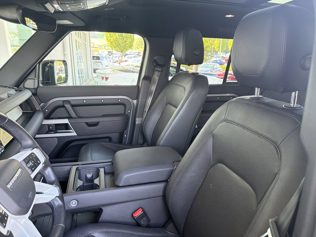 Used 2024 Land Rover Defender 110 S AWD/4WD image 21