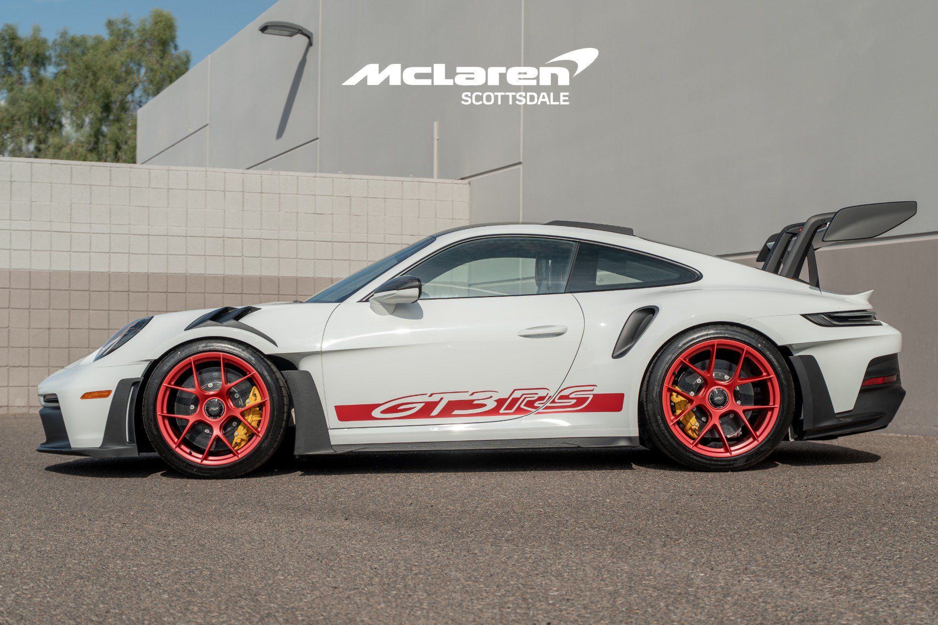 Used 2025 Porsche 911 GT3 RS RWD image 4