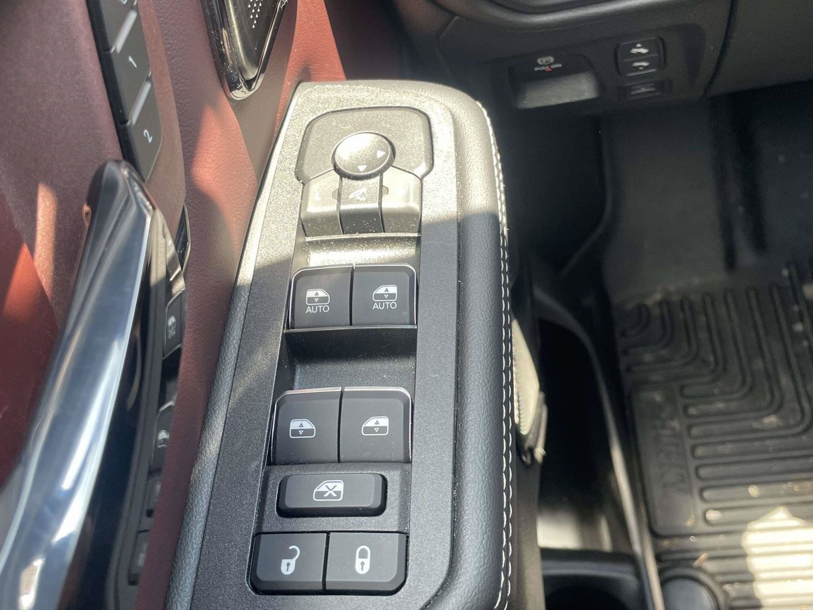 Used 2025 RAM 1500 Limited AWD/4WD image 30
