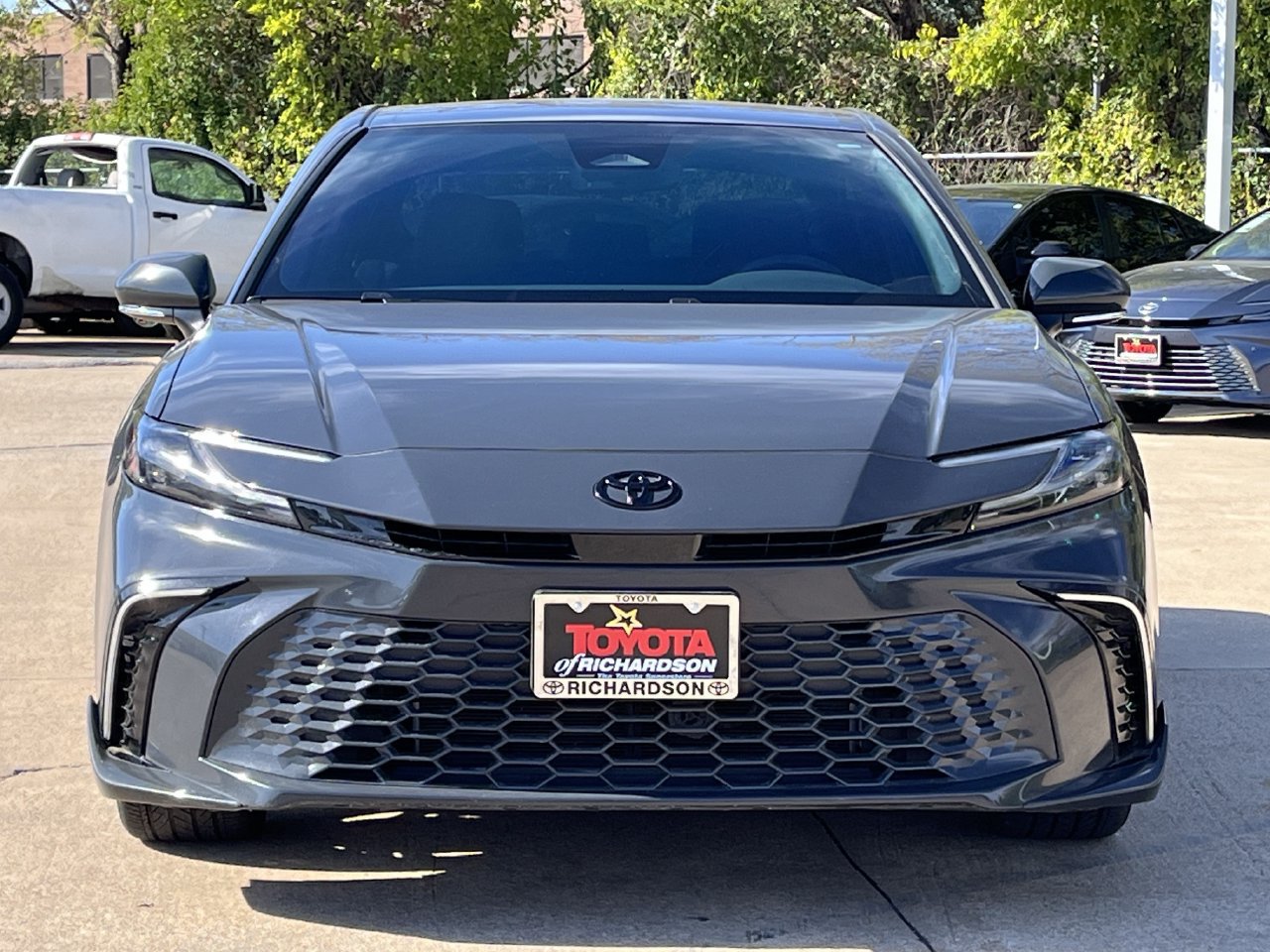 Used 2025 Toyota Camry XSE FWD image 7