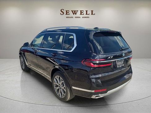 Used 2026 BMW X7 xDrive40i w/ Premium Package AWD/4WD image 3
