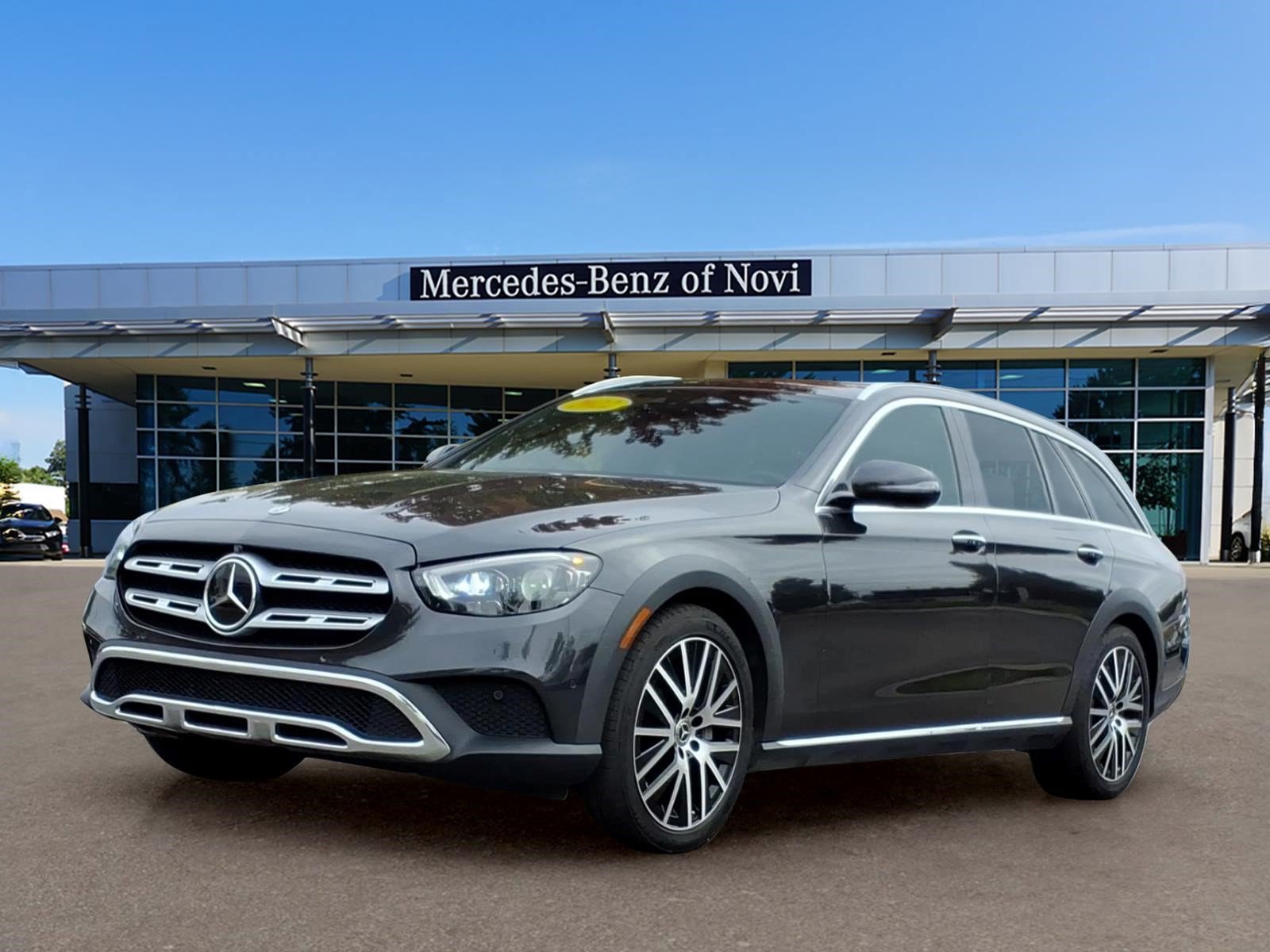 Used 2022 Mercedes-Benz E 450 4MATIC All-Terrain Wagon image 1