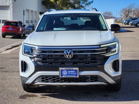 Certified 2025 Volkswagen Atlas Peak Edition SE image 7