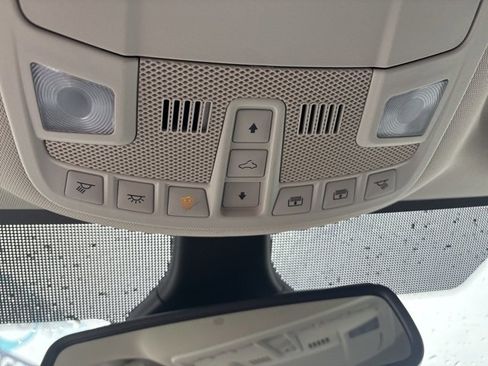 Used 2024 Ford Edge SEL image 15