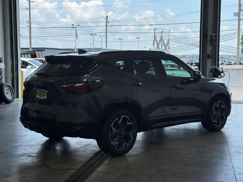 Used 2019 Chevrolet Blazer RS AWD/4WD image 3