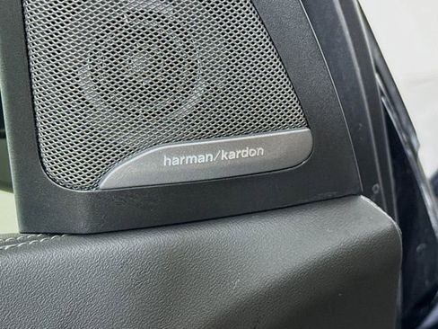 Used 2024 BMW X5 sDrive40i w/ M Sport Package image 19