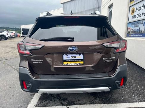 Used 2020 Subaru Outback Touring AWD/4WD image 4