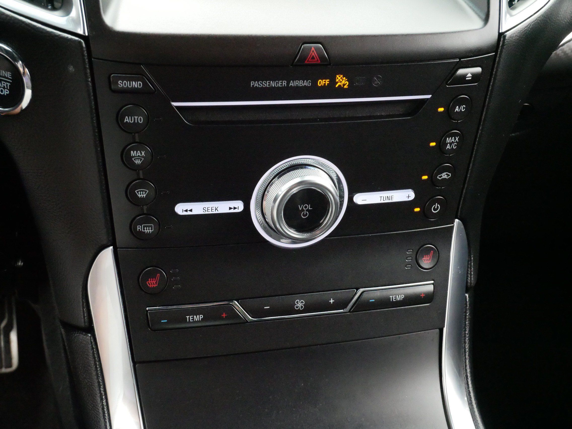 Used 2019 Ford Edge ST w/ Convenience Package AWD/4WD image 23