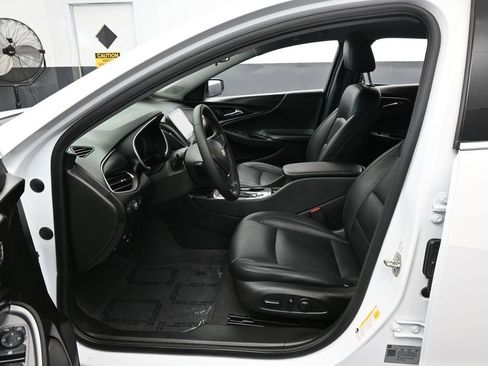 Used 2024 Chevrolet Malibu RS FWD image 11