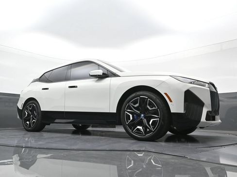 Used 2023 BMW iX M60 w/ Executive Package AWD/4WD image 24