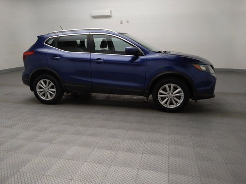 Used 2018 Nissan Rogue Sport SV image 11