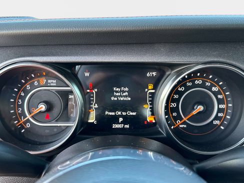 Used 2023 Jeep Gladiator Mojave w/ LED Lighting Group AWD/4WD image 28
