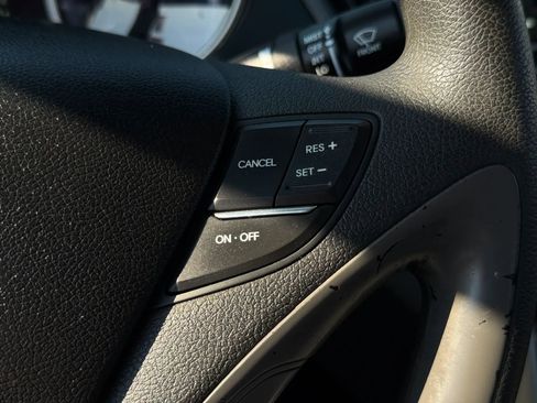 Used 2012 Hyundai Sonata GLS w/ Popular Equipment Pkg image 12