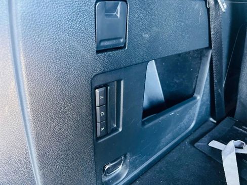 Used 2020 Ford Expedition XLT image 13