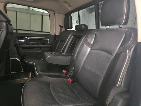 Used 2022 RAM 2500 Laramie AWD/4WD image 14