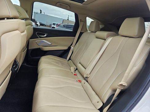 Used 2019 Acura RDX AWD w/ Advance Package image 16