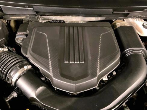 Used 2024 Chevrolet Traverse LT FWD image 30