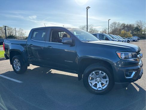 Used 2019 Chevrolet Colorado LT w/ LT Convenience Package image 3