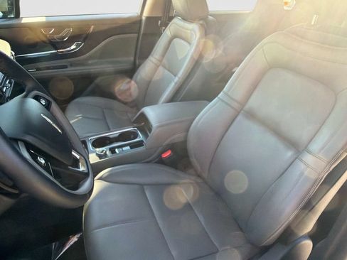Used 2025 Lincoln Corsair AWD w/ Equipment Group 101A image 21