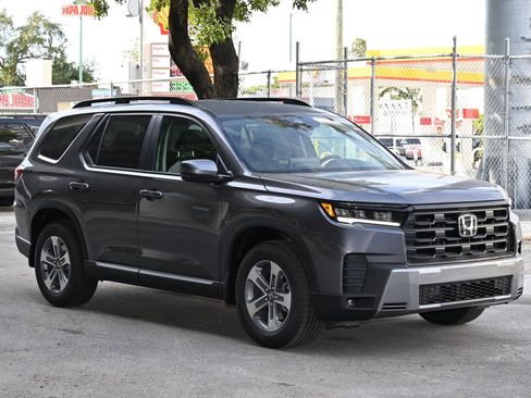 New 2026 Honda Pilot EX-L image 3