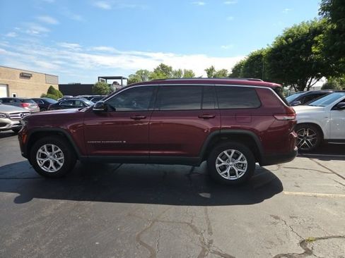 Used 2021 Jeep Grand Cherokee L Limited AWD/4WD image 3