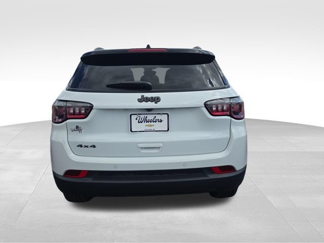 Used 2026 Jeep Compass Limited AWD/4WD image 4