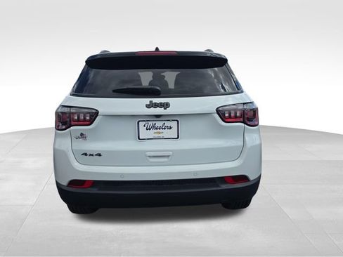 Used 2026 Jeep Compass Limited AWD/4WD image 4