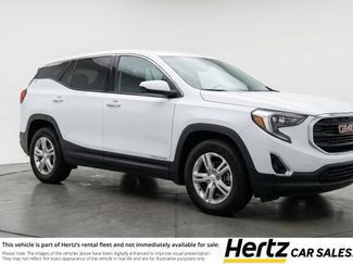 Used 2024 GMC Terrain SLE video 1