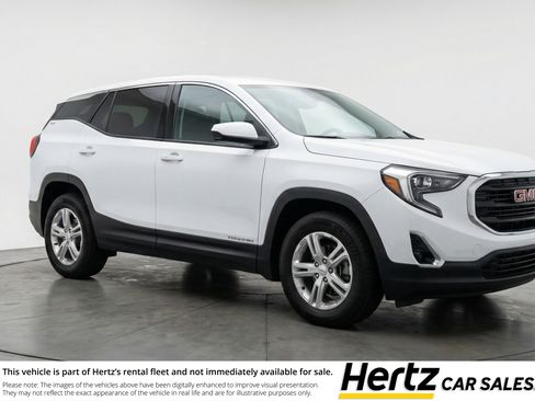 Used 2024 GMC Terrain SLE image 1