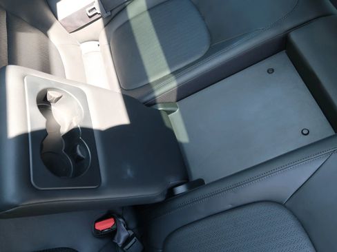 Used 2017 Jaguar XE First Edition image 43