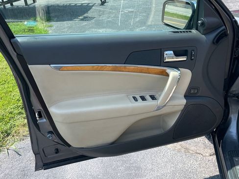 Used 2012 Lincoln MKZ AWD image 10