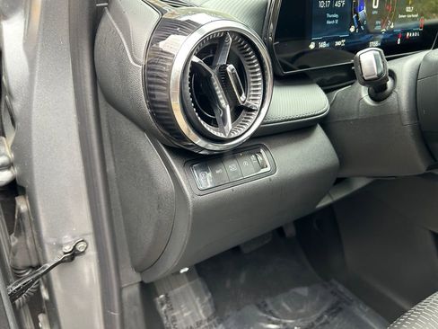Used 2025 Chevrolet Equinox LT AWD/4WD image 21