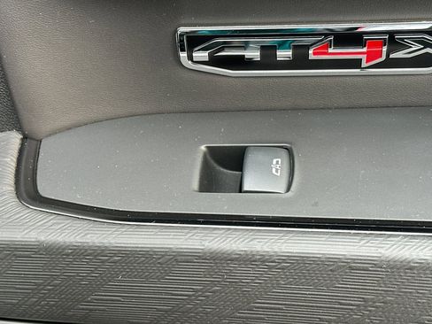 Used 2024 GMC Sierra 1500 AT4X image 21