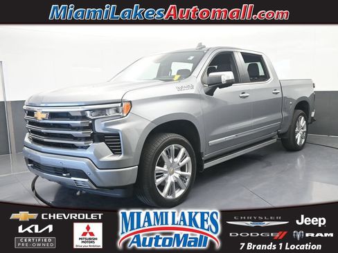 Used 2024 Chevrolet Silverado 1500 High Country w/ Technology Package AWD/4WD image 1