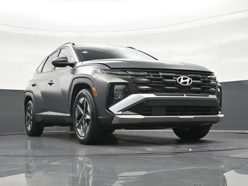 Used 2025 Hyundai Tucson SEL FWD image 35