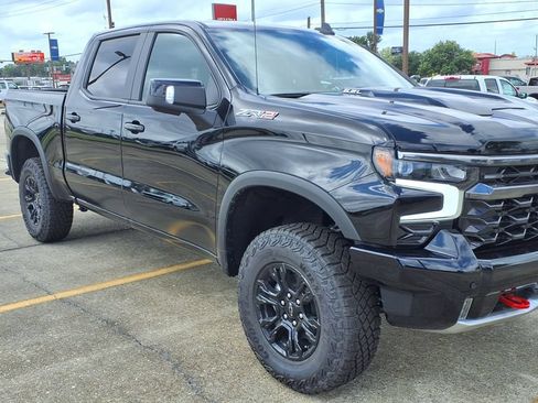 New 2026 Chevrolet Silverado 1500 ZR2 AWD/4WD image 16