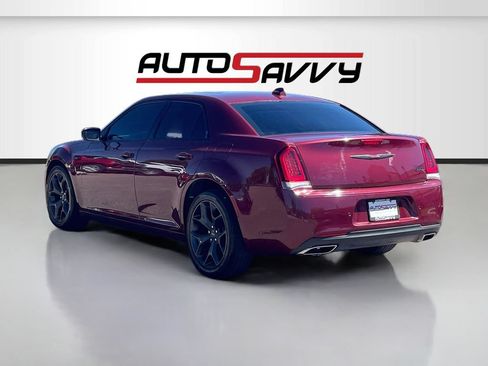 Used 2021 Chrysler 300 S RWD image 5