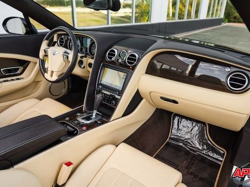 Used 2015 Bentley Continental GT image 22