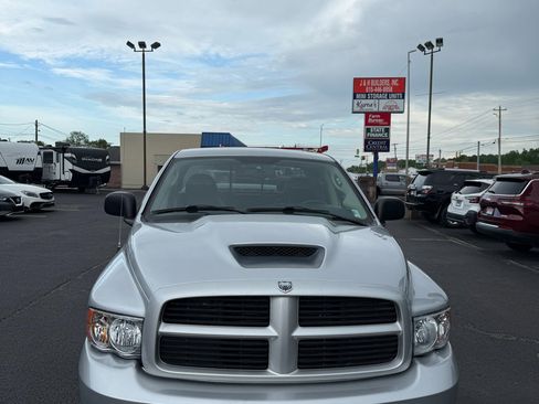Used 2005 Dodge Ram 1500 Truck 2WD Quad Cab image 3