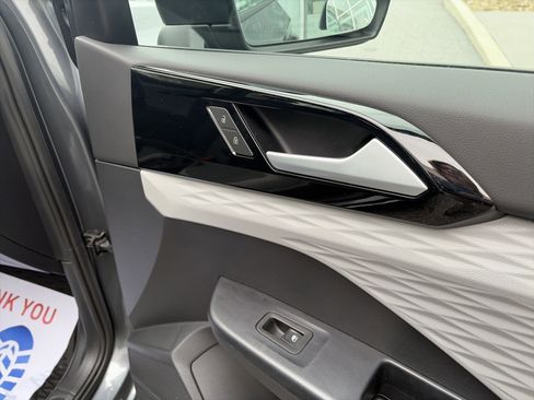 Used 2022 Volkswagen Taos S image 30