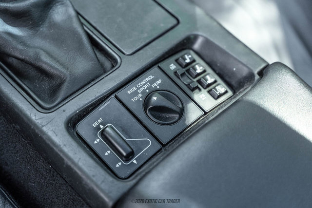 Used 1994 Chevrolet Corvette ZR1 RWD image 38