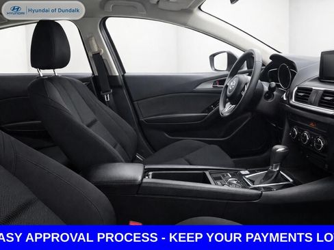 Used 2018 MAZDA MAZDA3 Sport w/ Preferred Equipment Package FWD image 15
