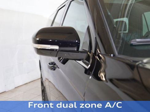 Used 2023 Ford Expedition Max Limited image 23