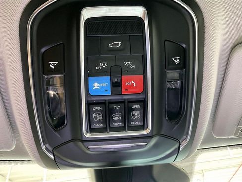 Used 2023 Jeep Grand Cherokee 30th Anniversary AWD/4WD image 27