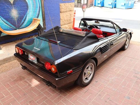 Used 1989 Ferrari Mondial T Cabriolet RWD image 4