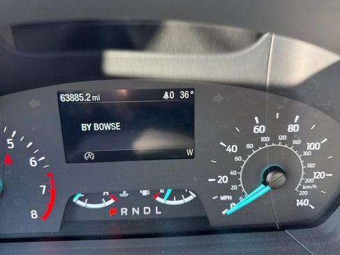 Used 2022 Ford Escape SE w/ SE Sport Appearance Package image 16