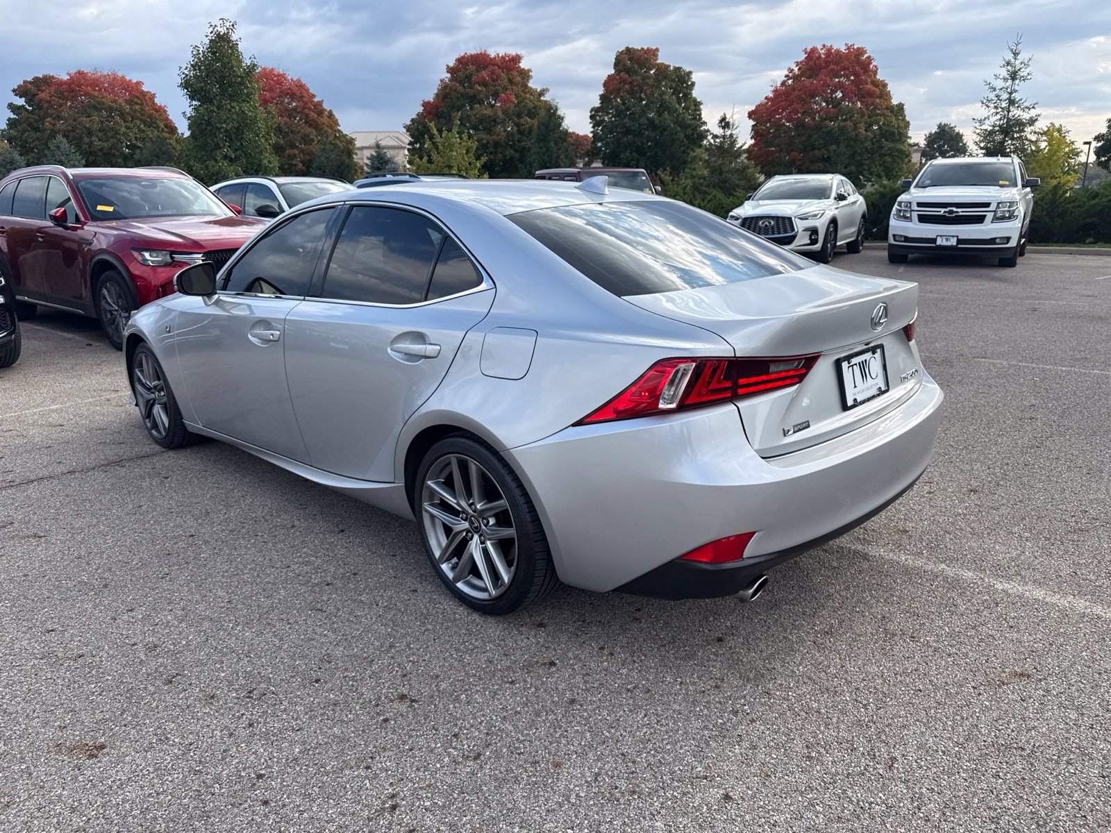 Used 2016 Lexus IS 200t w/ F Sport Package RWD image 7