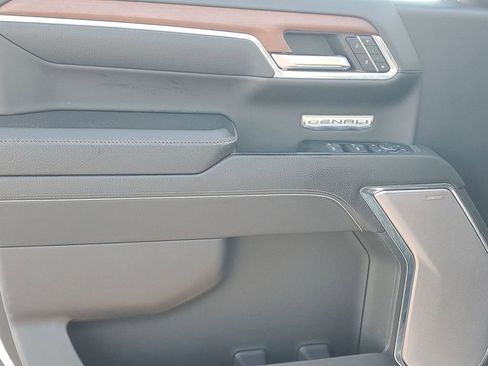 Used 2023 GMC Sierra 1500 Denali w/ Denali Reserve Package image 43
