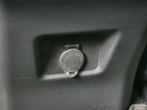 Certified 2025 Toyota RAV4 LE AWD/4WD image 35